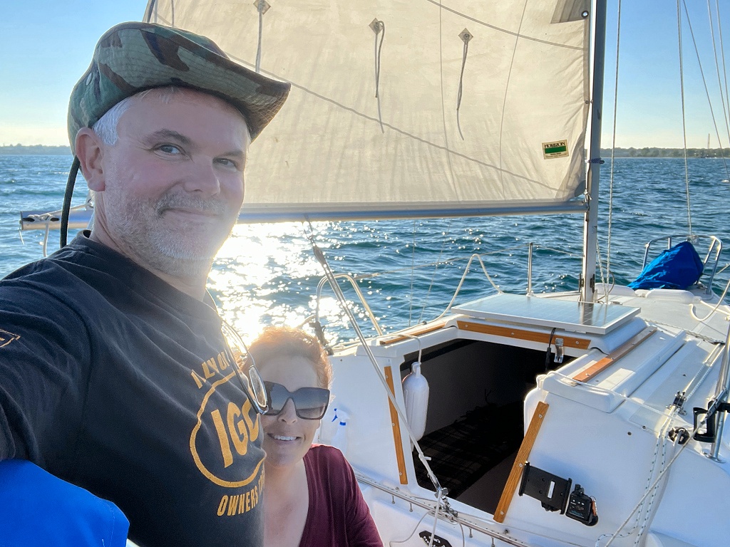 Gary & Lisa Sailing